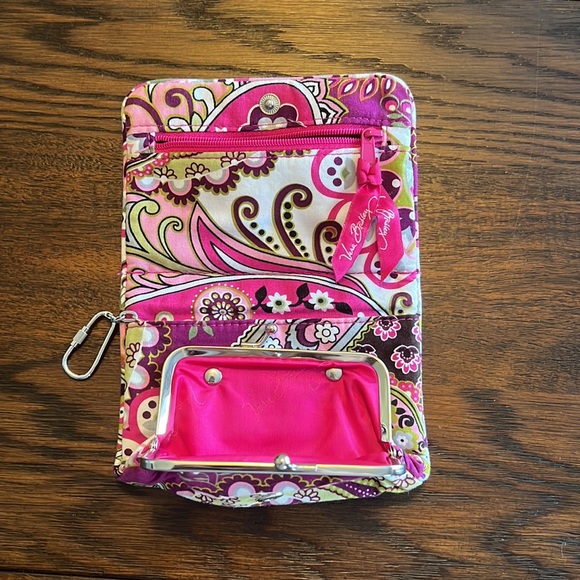 Vera Bradley folding wallet with change and ID holder - Picture 6 of 6